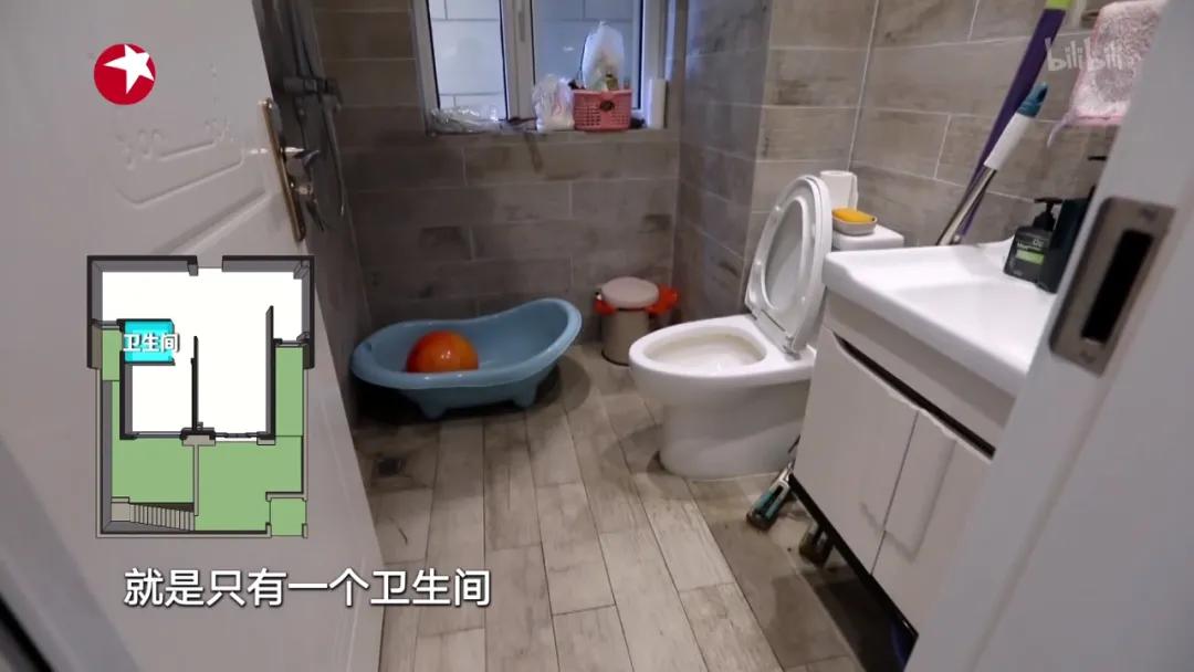 青岛一对夫妻双房出售,青岛100平两房变四房改造