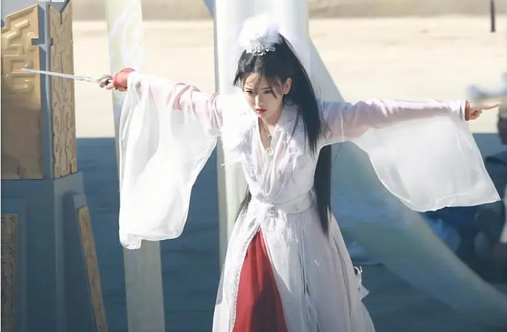 电视剧三十而已播完哪部剧接档,三十而已第2部什么时候播