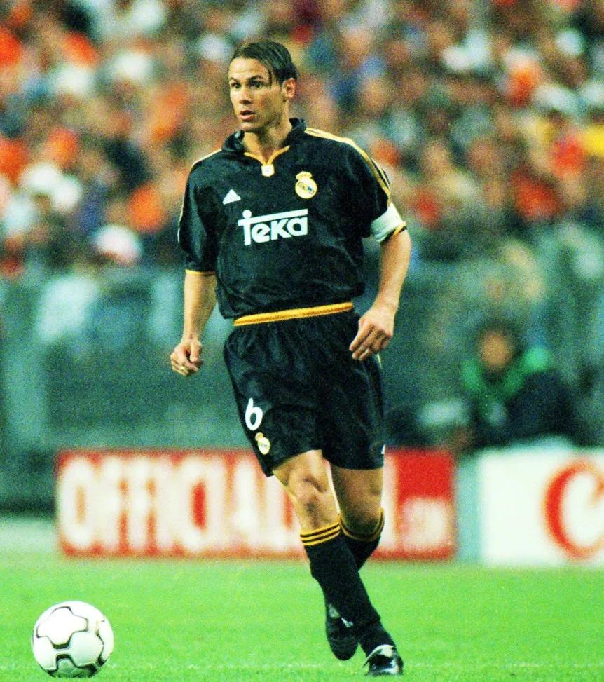 世界足坛十大足球巨星,世界足坛十大球星