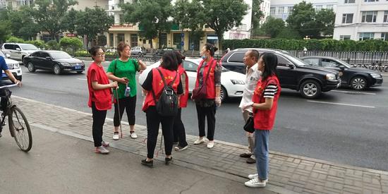 红马甲志愿者招募,红马甲志愿者为您服务