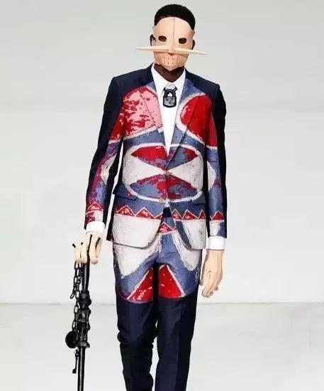 解构与重组设计图片,拼贴服装设计灵感