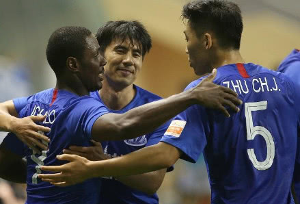 申花“知乎大神”励志故事：老队友都踢中乙他30岁在中超爆发