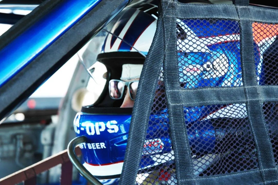 亮盔怎么保养,老头盔防雾