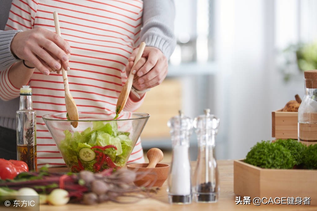 产后妈妈恢复身材的四个动作,产后妈妈的身体变化