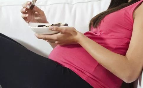 孕早期嘴角起小水泡最快消除方法,孕妈妈嘴角长泡怎么处理