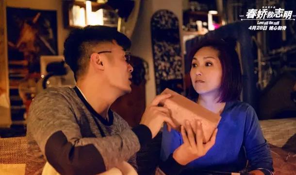 一块红砖打上LOGO卖出天价,顶级潮牌是这么打造的