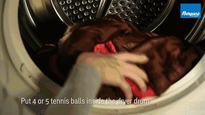 羽绒服洗过后跑毛怎么回事,羽绒服有发霉污渍怎么去除