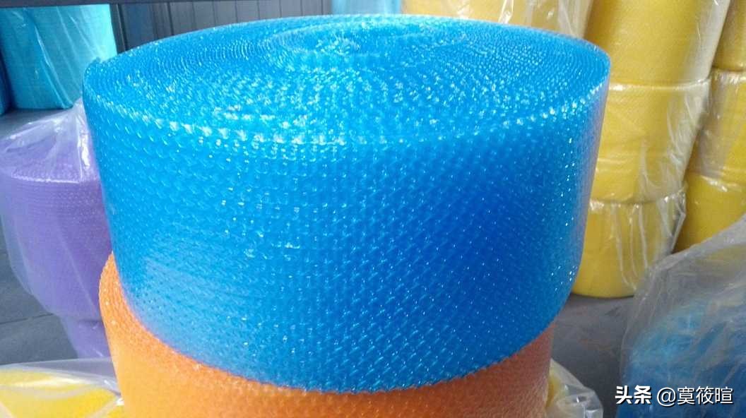 为什么把手伸进米里，会觉得特别爽？为什么捏气泡膜也是？