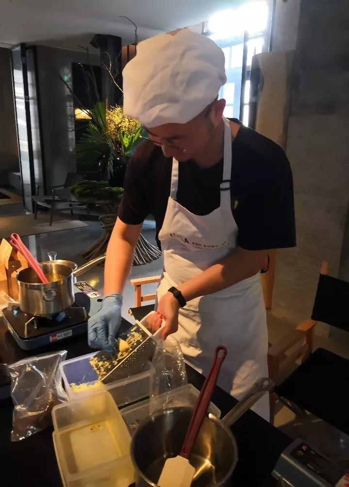 桂林阳朔糖厂改造酒店,阳朔老糖厂酒店