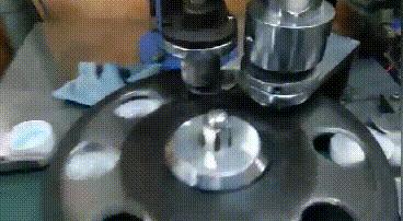 塑料瓶盖怎么做出来的,塑料瓶盖怎么弄一个小洞