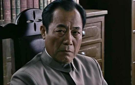 潜伏12位演员,潜伏剧组里有个真正的罪犯是谁