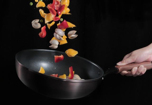 韩国原装进口正品不粘锅,不粘锅日本无涂层