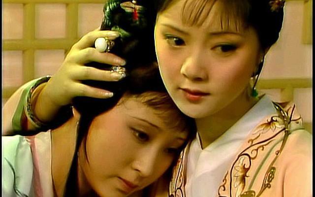 少年只觉黛玉真，成年方晓宝钗妙