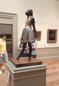 当代艺术品解读,当代艺术品张小玉