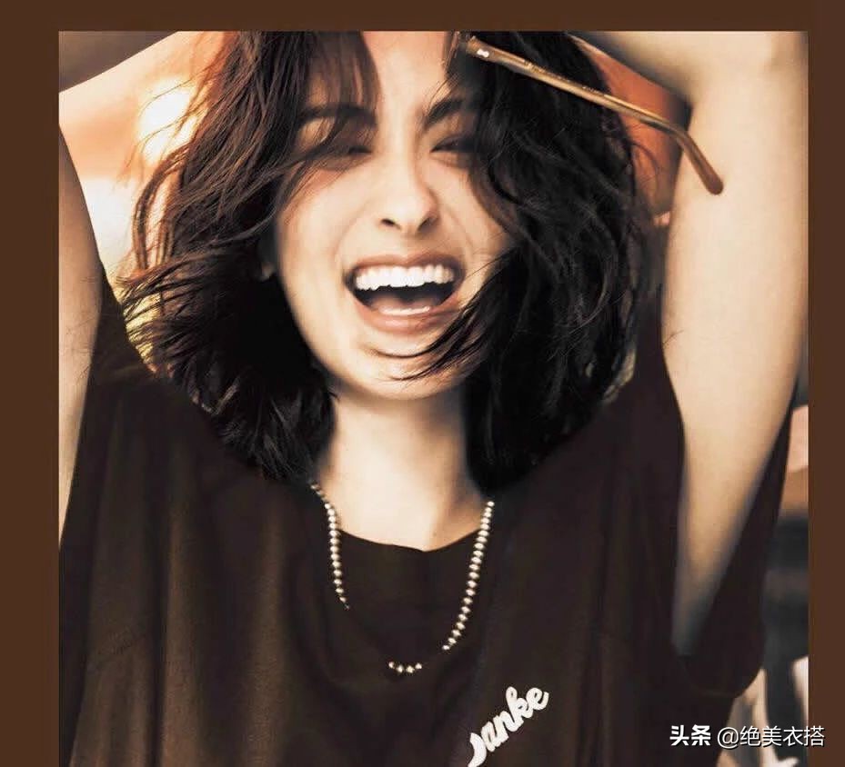 怎么样才能提升气质？“茶系风格”穿搭，优雅时髦太高级