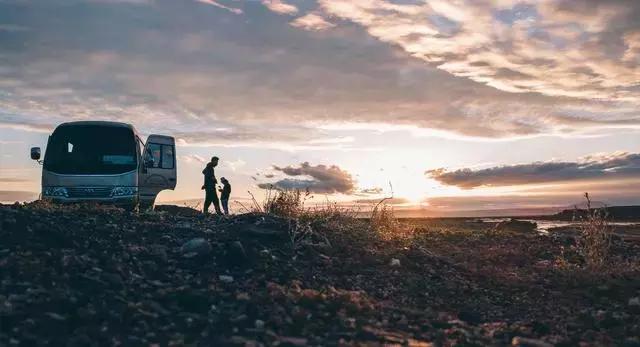 世界上最大规模的丹霞地貌风景区,红石峡奇特的丹霞地貌