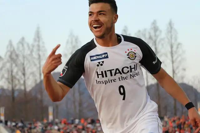 梅西裴擒虎完美的帽子戏法,史上欧冠最伟大帽子戏法