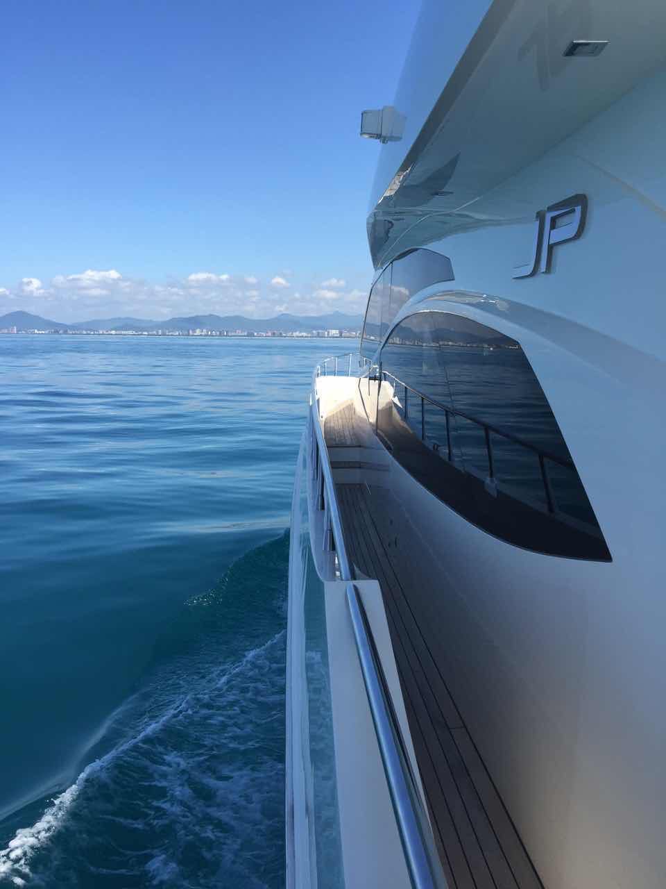 三亚上游艇的真实感受,三亚游艇包船体验