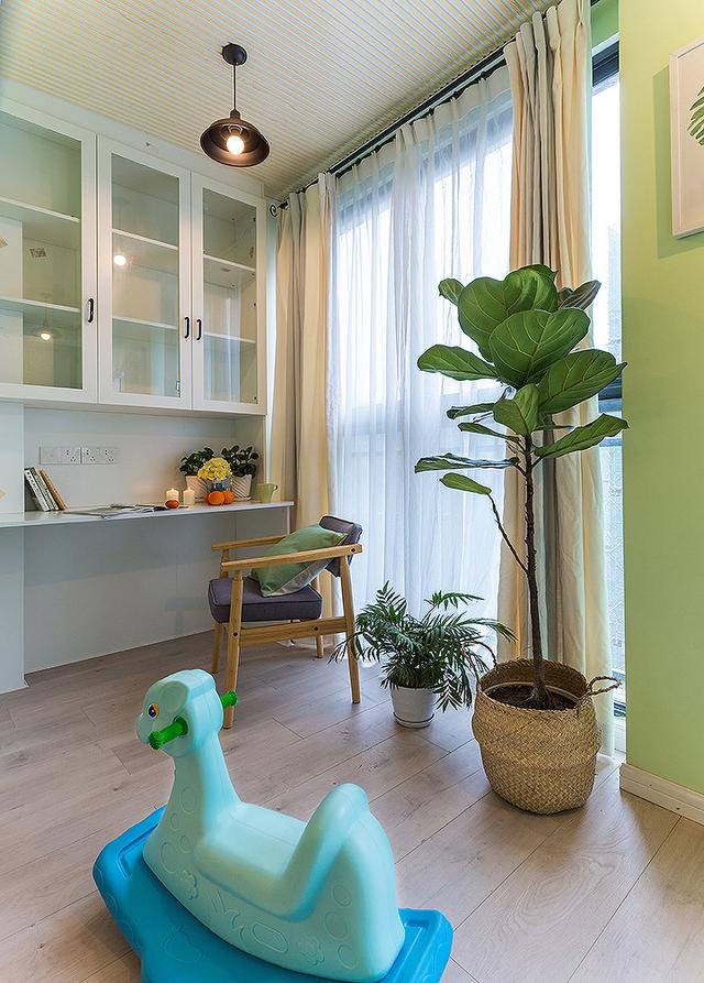 通阳台的卧室和晒衣服的阳台设计,阳台改造最好看的方法