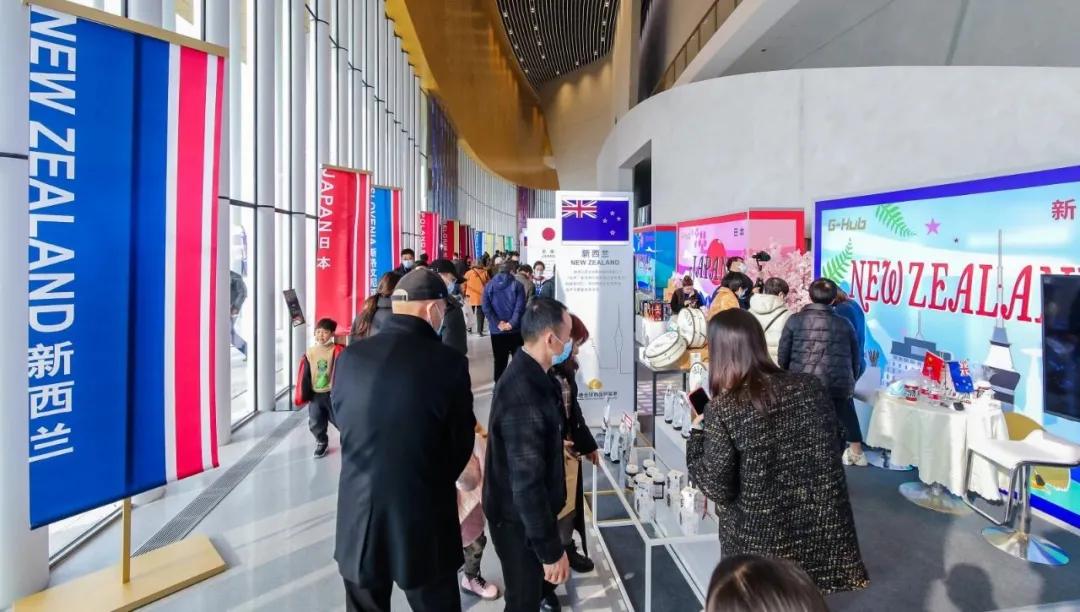 “进博会”进苏州，绿地贸易港“进博同款”商品巡展首站启幕