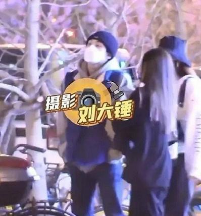 董思成sm家族演唱会粉丝尖叫,sm董思成周边