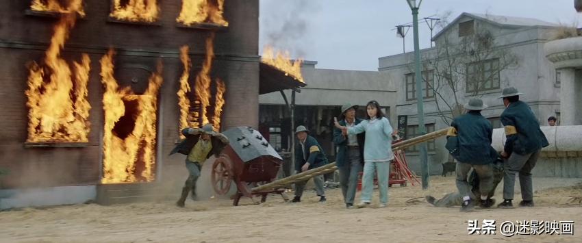 洪金宝请40位明星客串,洪金宝成龙元彪合演电影贺岁片