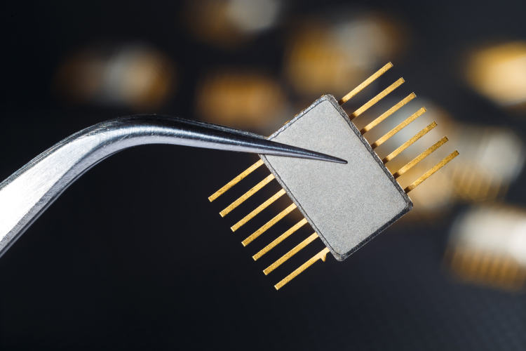 炼金术真的赚钱吗,现代炼金术士纪录片完整版