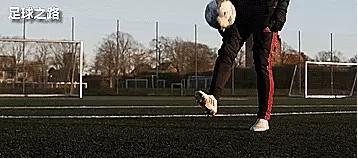 罗纳尔迪尼奥30米高停球,足球教学停球高空球