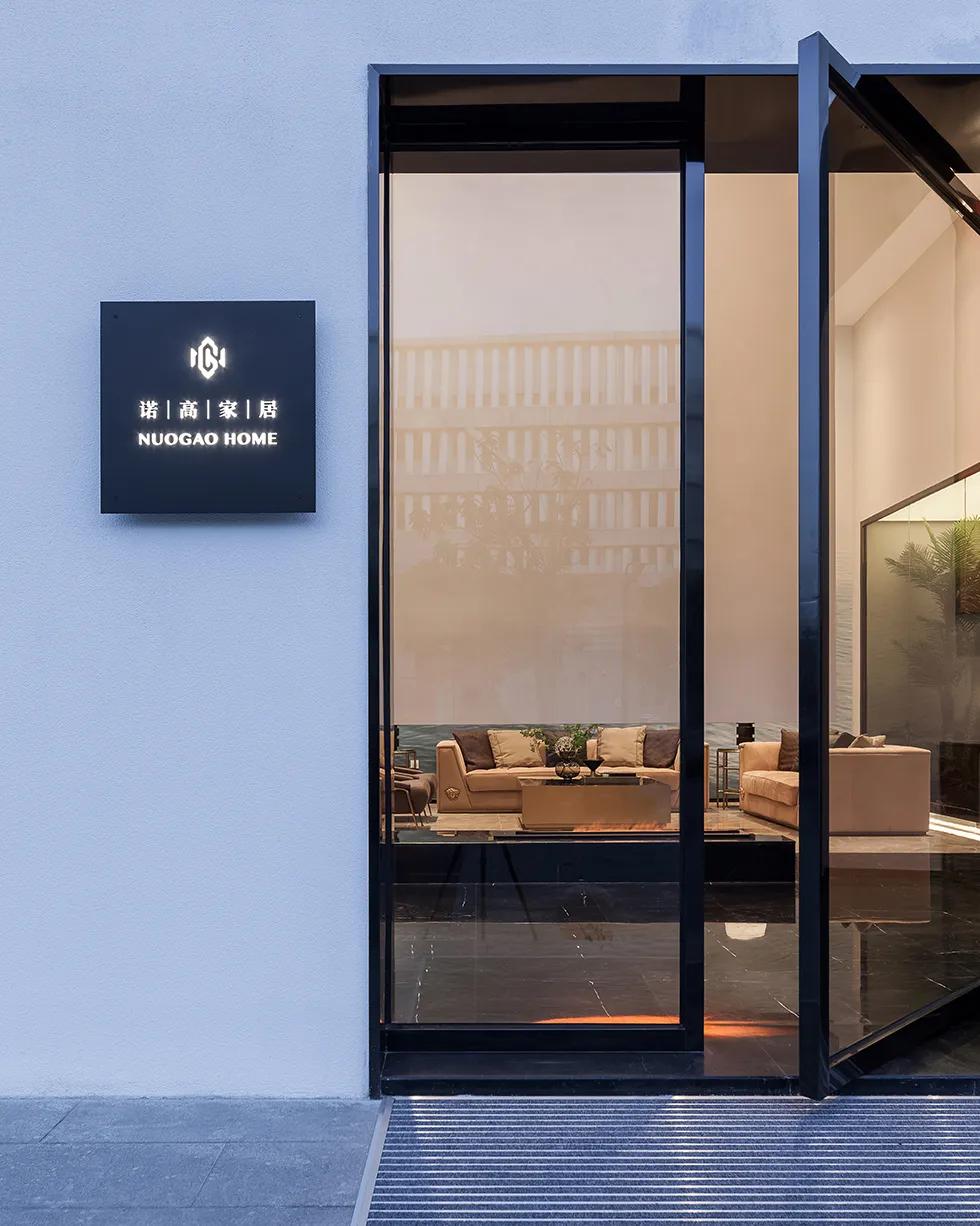 鍘﹂棬閬囪缇庡绌洪棿,鍘﹂棬楂樼缇庡绌洪棿