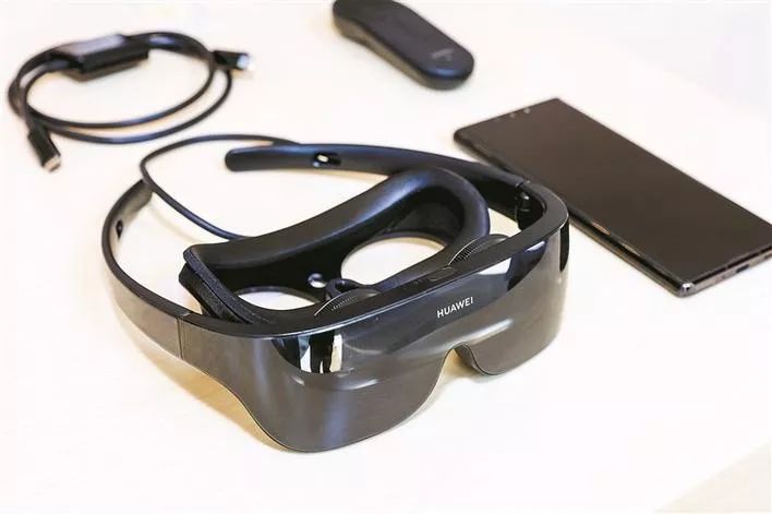 华为5G折叠屏手机价格,华为5g折叠屏手机价格表大全