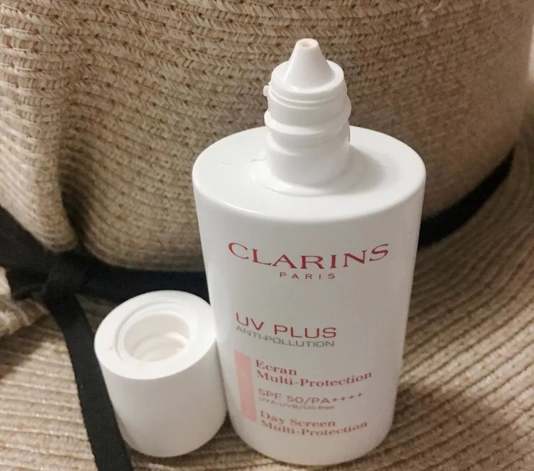 4款保湿型防晒霜推荐,mistine防晒霜泰版适合什么肤质