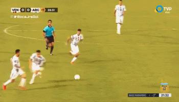 梅西断脚比赛,梅西被蹬踹