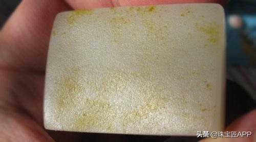 和田玉籽料如何看皮色真假,怎样辨别和田玉籽料真假或皮色