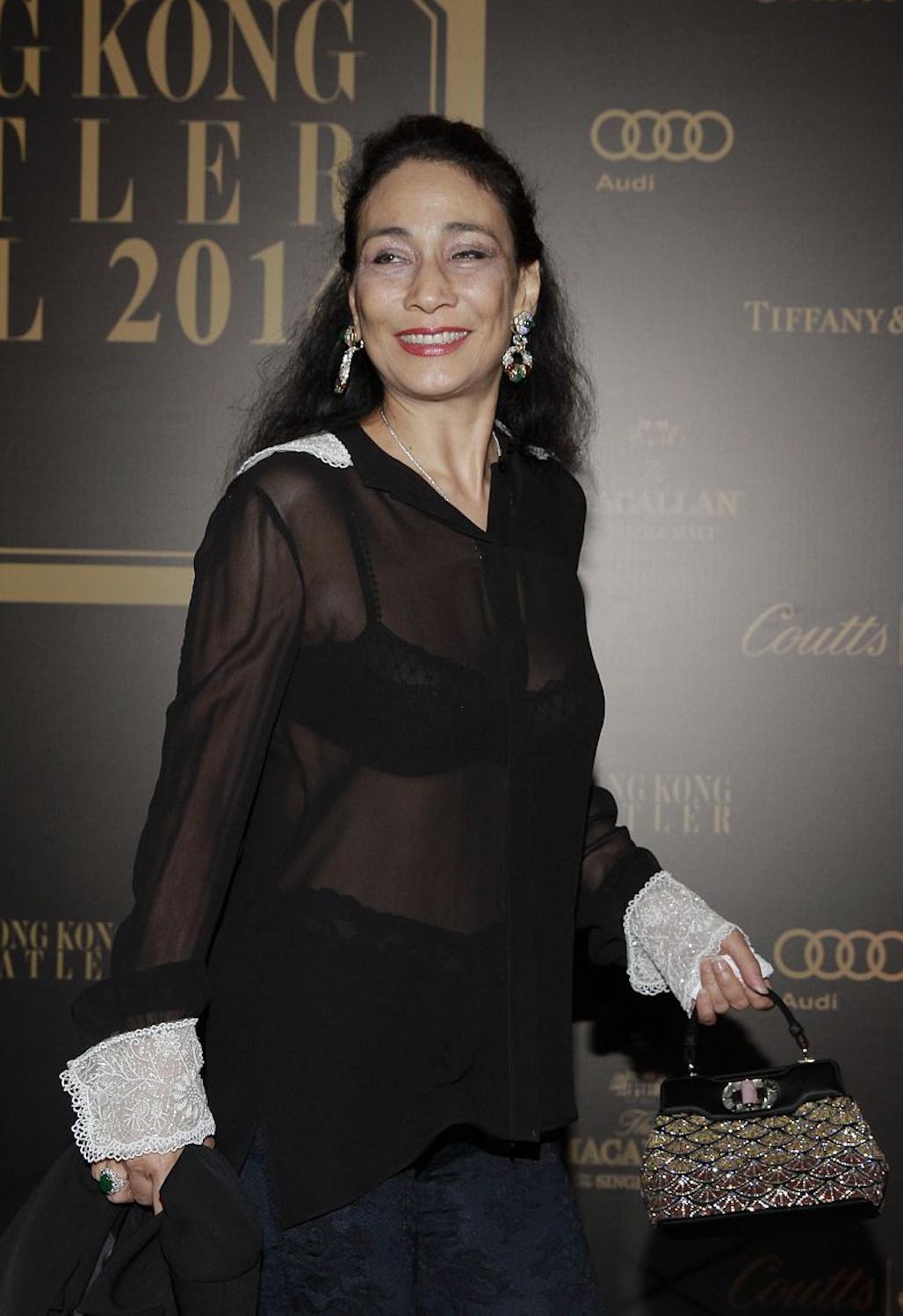 何超贤遗产多少,何超贤登报争产