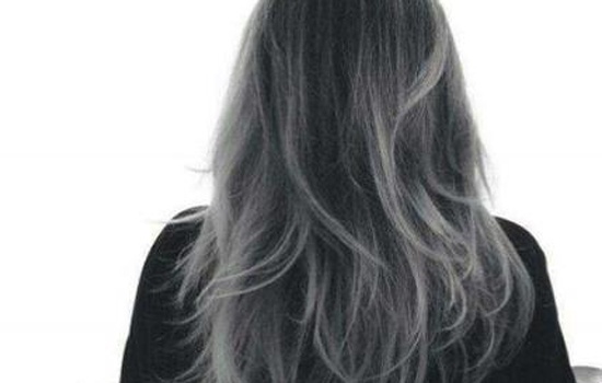 头发漂断了还能用夹板造型吗,受损头发漂发技巧