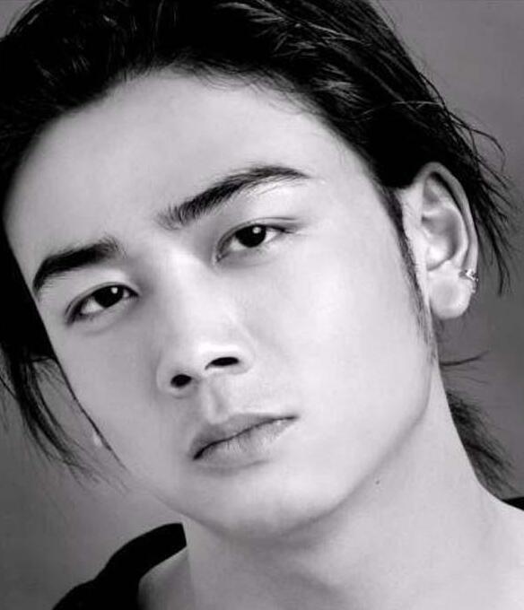 归还世界给你杨烁行走的荷尔蒙,我们都要好好的杨烁行走的荷尔蒙