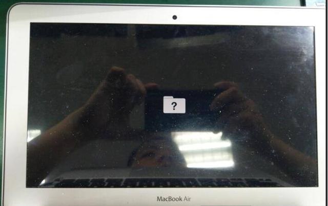 苹果笔记本问号闪烁不识别硬盘,苹果笔记本开机出现问号文件夹