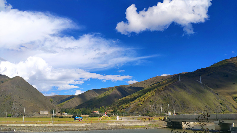 涓佺湡瑗胯棌鏃呮父鏀荤暐,宸濊タ鏃呮父涓佺湡