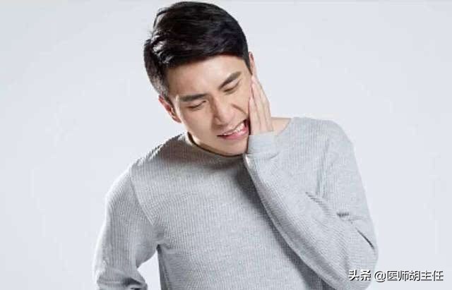 维c泡腾片对口腔溃疡有疗效吗,口腔溃疡补充维b还是维c