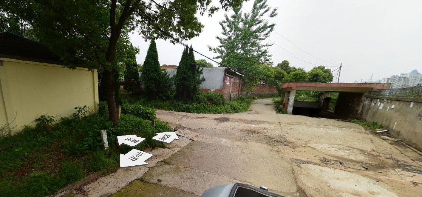 从九江火车站通道浔南大道（汽车站）这边的一条小路