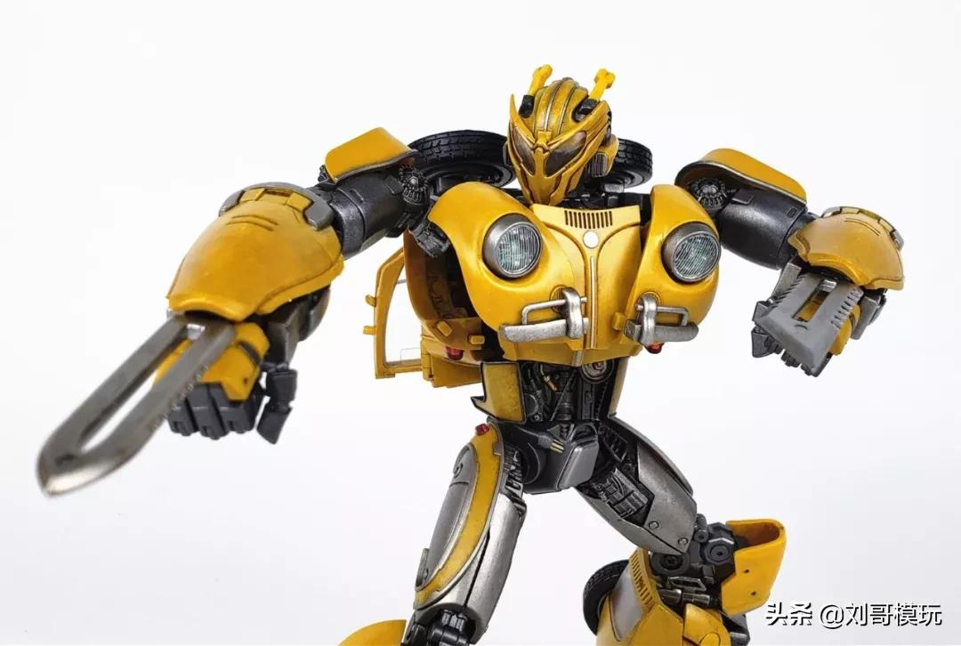 变形金刚大黄蜂国产版玩具,国产版大黄蜂变形玩具