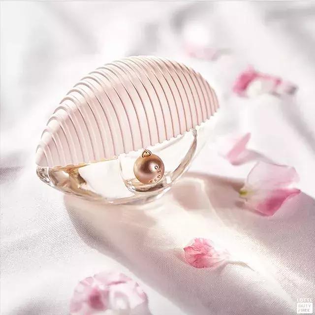 香奈儿蔚蓝香水淡香好还是浓香好,什么香水好闻又持久女人淡香型