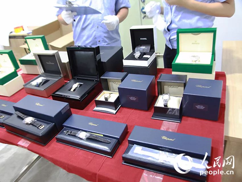 一起跨国代购诈骗案件浮出水面,赚300多万被抓