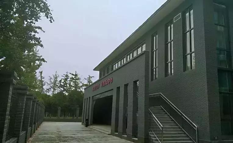 好奇！西安曲江这个“商铺”华丽变身名校！究竟长啥样呢？