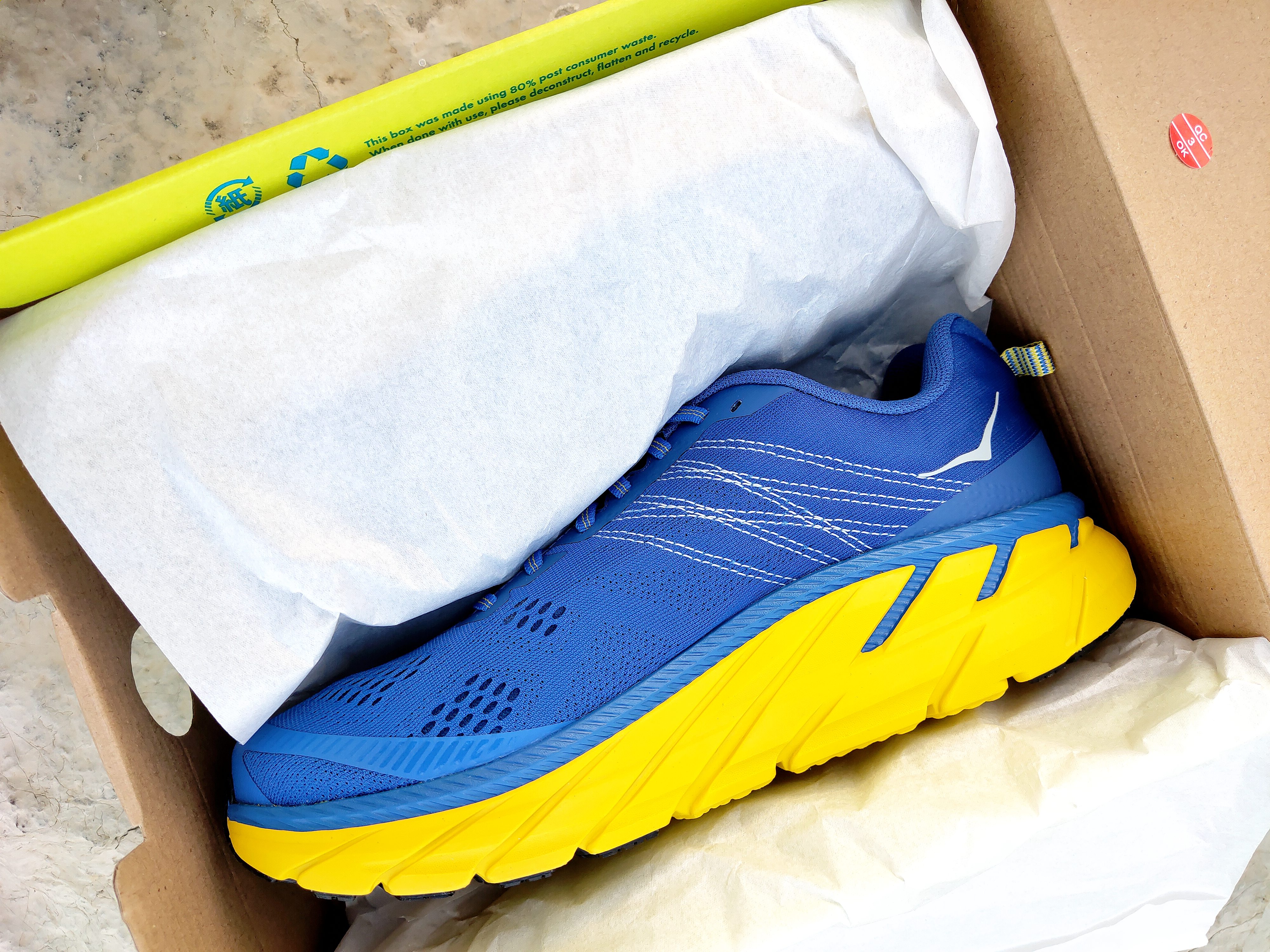 hoka克里夫顿跑鞋测评真假,稳定支撑缓震跑鞋评测