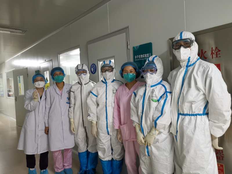 葫芦岛市援助大连14勇士平安凯旋