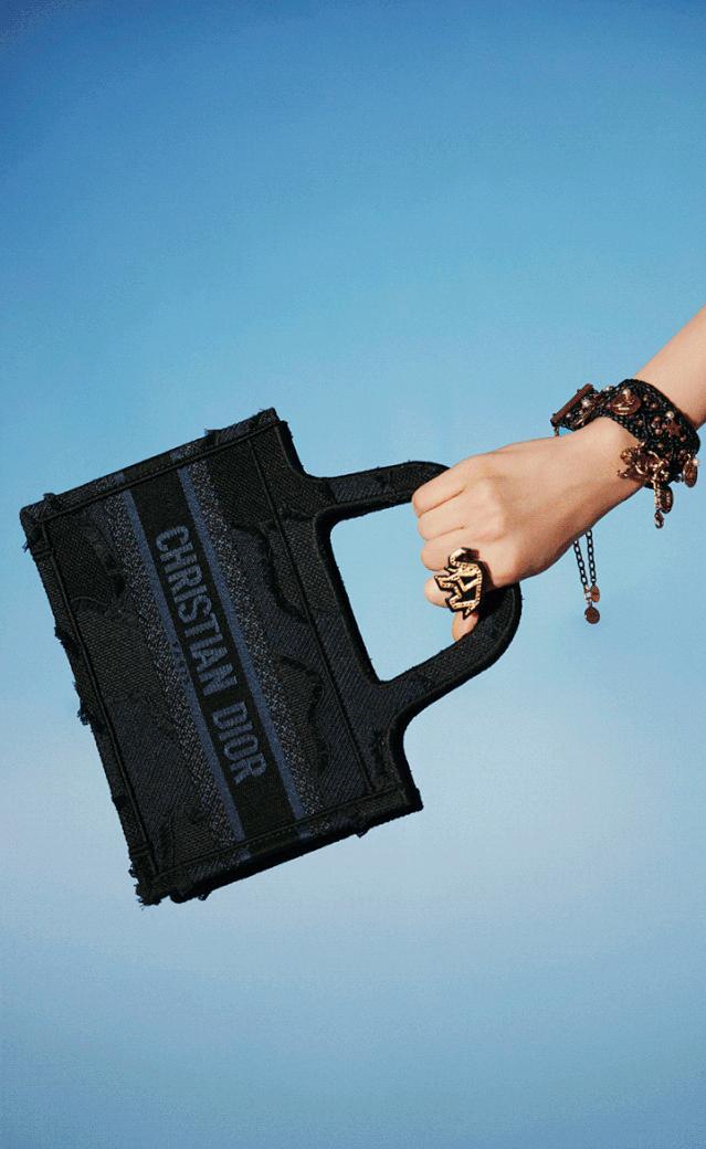 dior迪奥全新bobby手袋经典优雅,迪奥Dior新款手袋