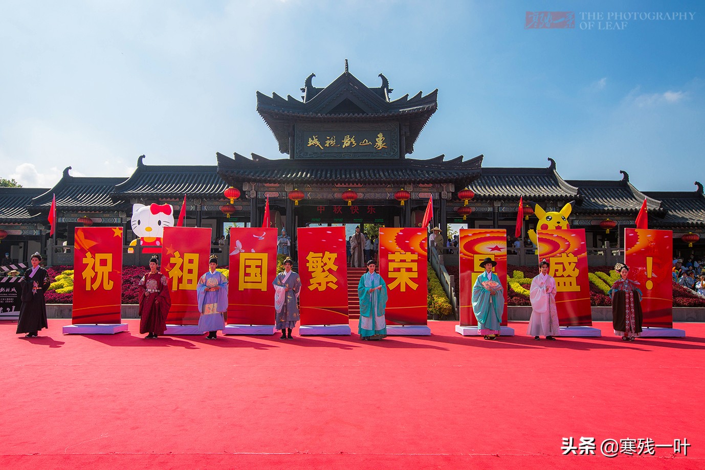 象山影视城景区人山人海,一起去看人山人海象山影视城