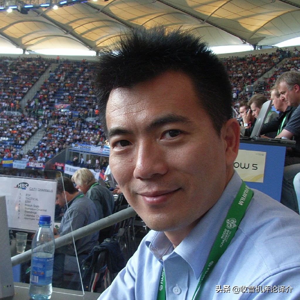 足球比赛现场收音,为什么要看足球的比赛