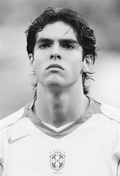 超好看的足球壁纸,足球壁纸高清全屏24号球衣